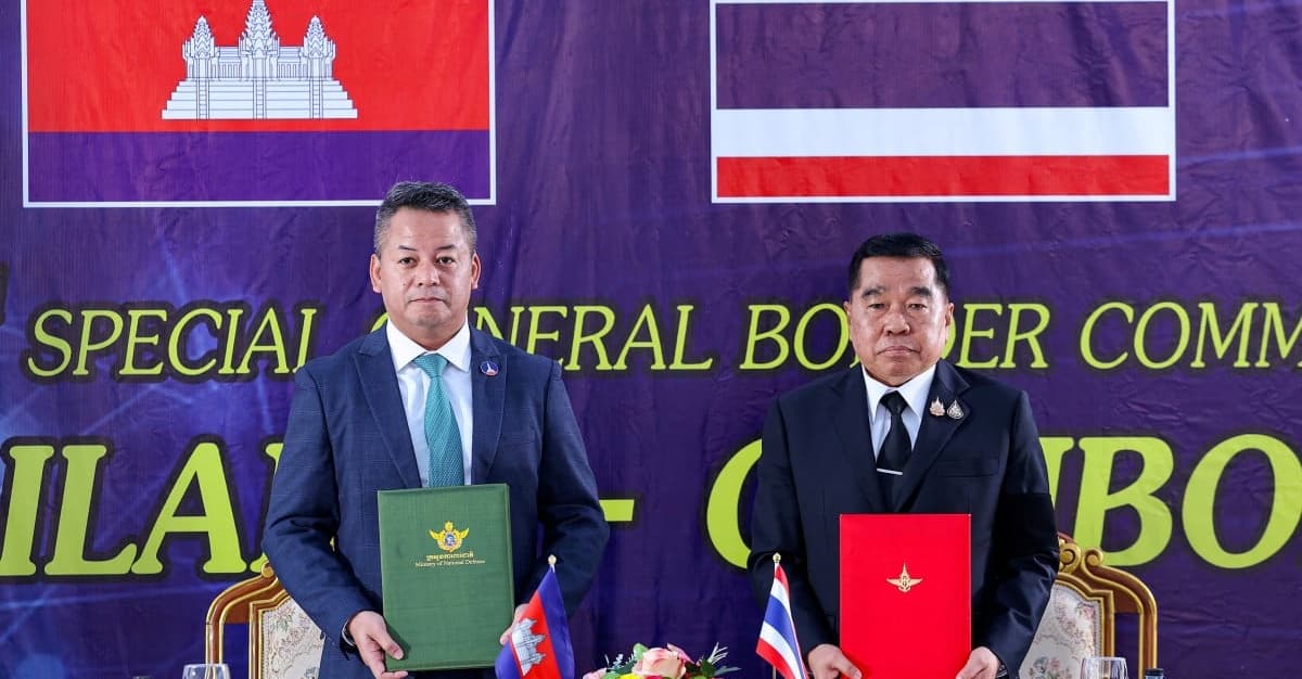 Będzie pokój? Tajlandia i Kambodża podpisują zawieszenie broni