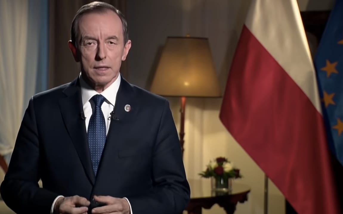 Grafika do artykułu Histeria PiS po orędziu Grodzkiego. "Nóż w plecy", "hołd brukselski", "ośmiesza Senat". Czyli trafił