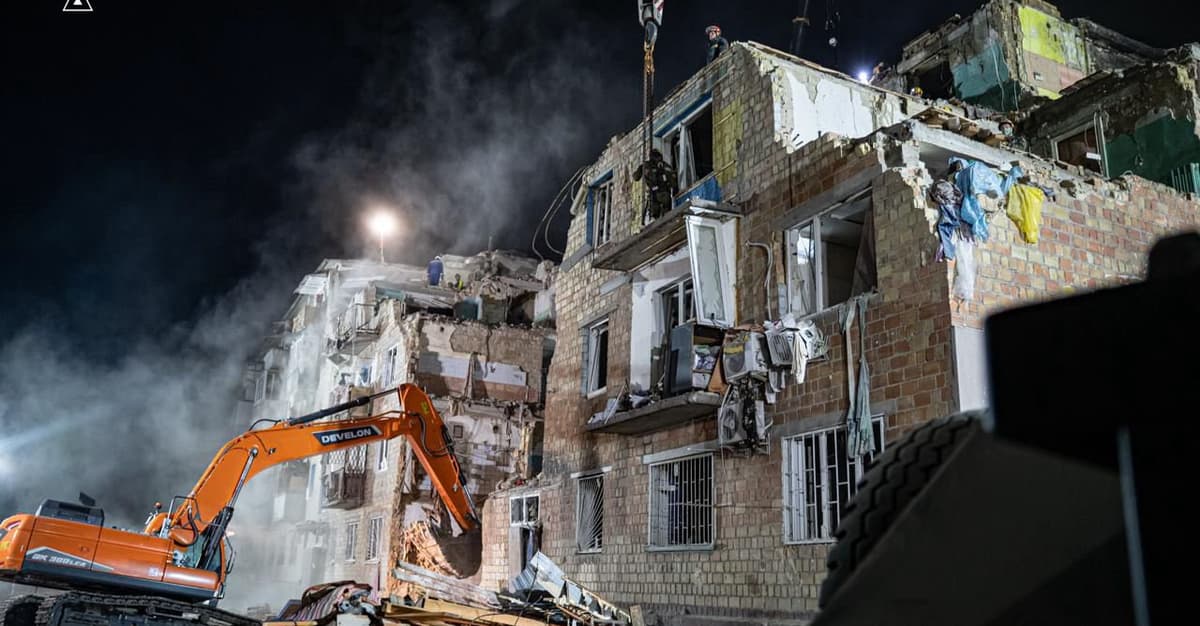 Wzrosła liczba ofiar ataku na Kijów. Zginęły 23 osoby