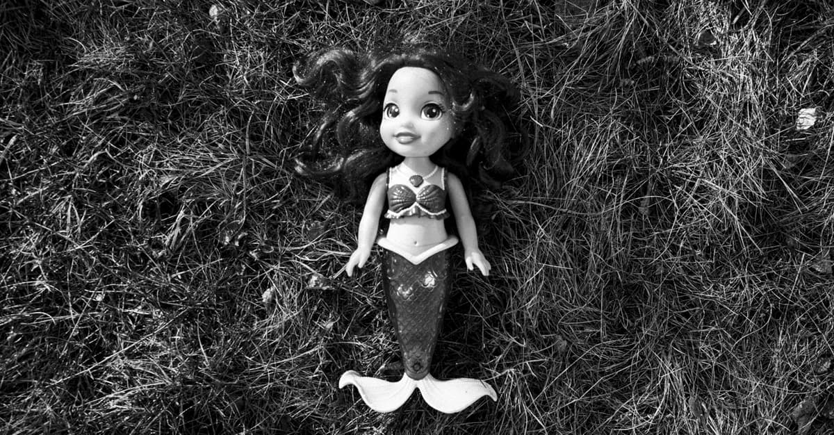 Dzieci, nieletni migranci i migrantki, znikają w Polsce [Rozmowa]