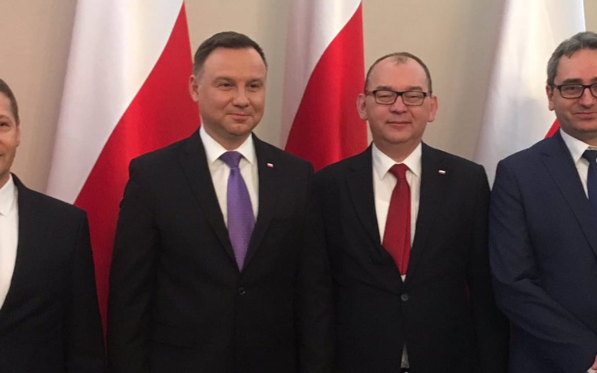 Grafika do artykułu Nowy etap. Rzecznik dyscyplinarny chce hurtowo ścigać sędziów Poznania i Krakowa
