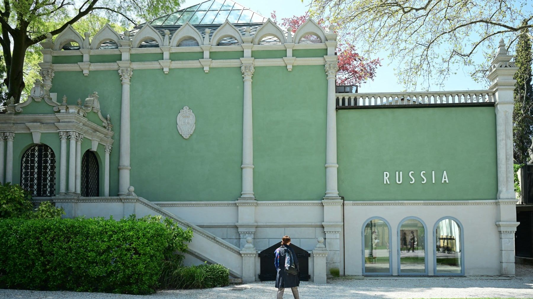 A view shows the Pavilion of Russia on a press day at the 59th Venice Art Biennale in Venice on April 20, 2022. Russia will not have a pavilion at this year's Biennale, after the country's organizers at the event protested their leadership's decision to invade Ukraine. (Photo by Vincenzo PINTO / AFP)