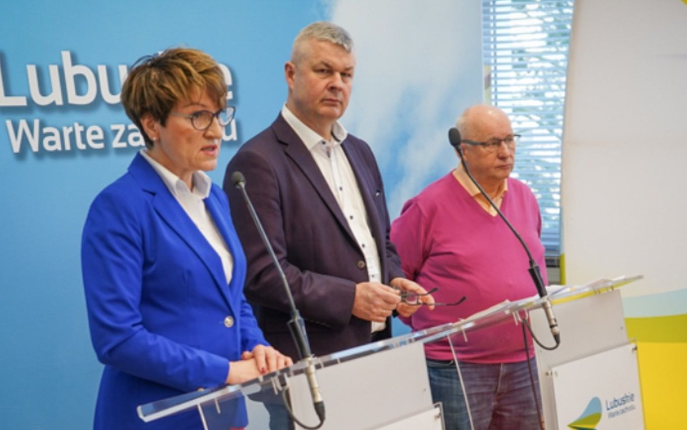 Grafika do artykułu Koronawirus w Lubuskiem. 44 godziny, dwa razy za wolno. Daleko do laboratorium