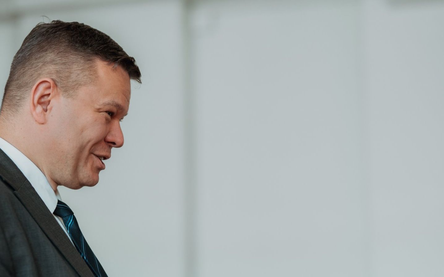 Grafika do artykułu NEWS OKO.press: Sędzia, który głosował za antyunijnym orzeczeniem TK, kandydatem na sędziego TSUE?
