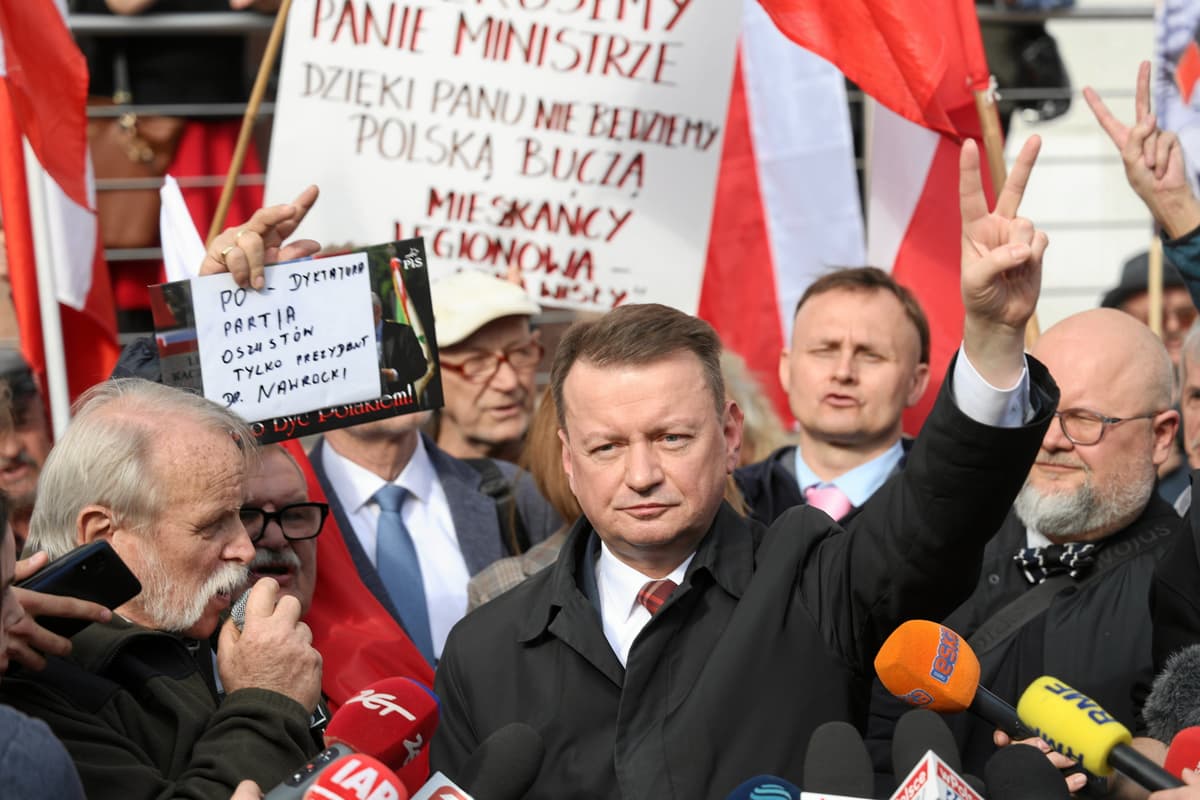 Błaszczak usłyszał zarzuty. „Zrobiłbym to jeszcze raz”