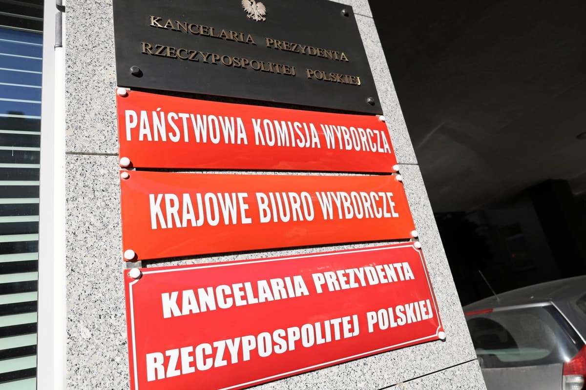 13 nazwisk na karcie wyborczej. PKW odmówiła rejestracji dwóch kandydatów