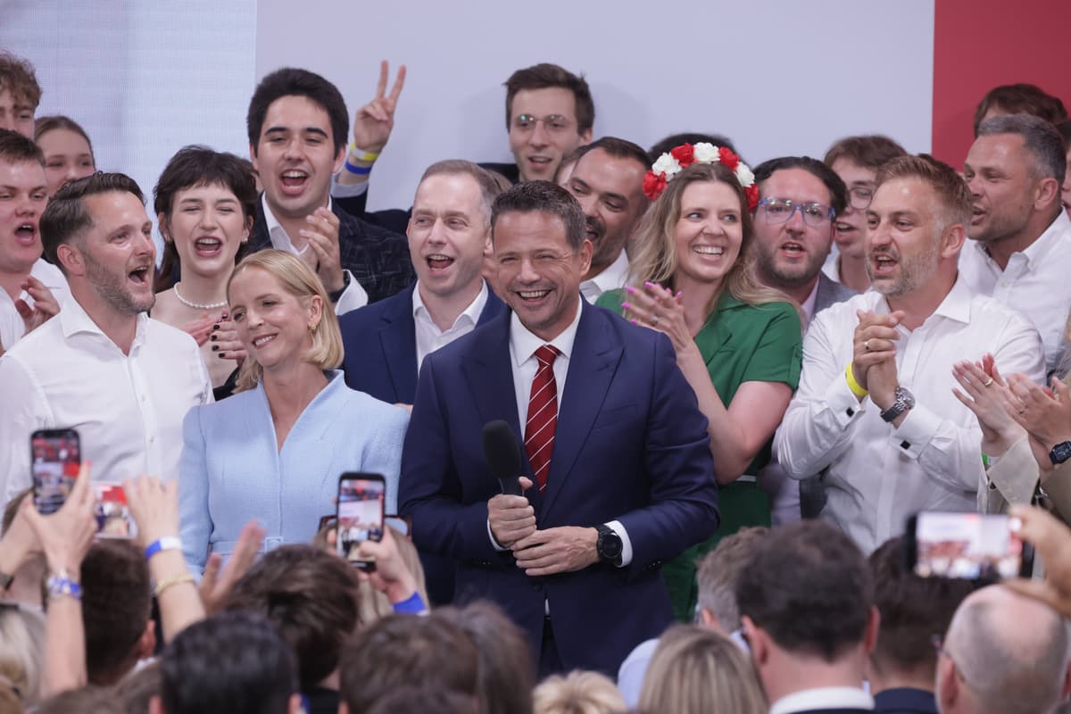 Wybory 2025. Trzaskowski prowadzi nieznaczną liczbą głosów