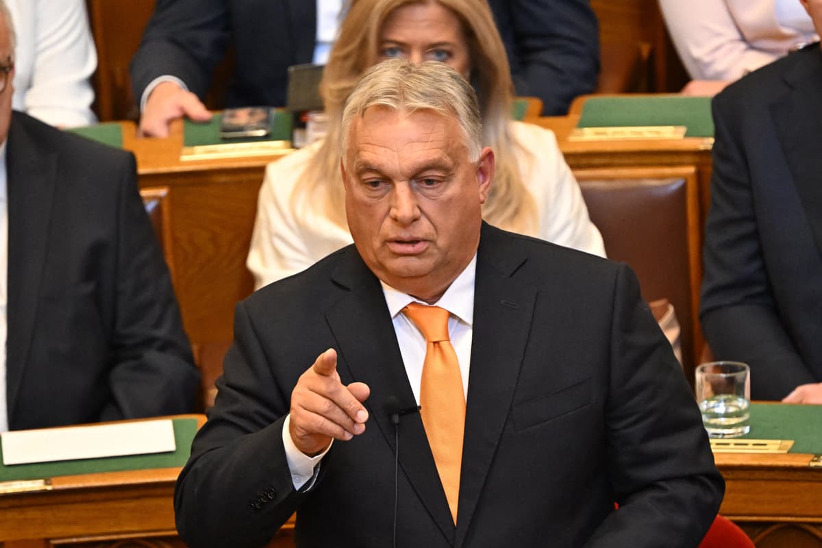 Orbán do Tuska: Grasz w niebezpieczną grę