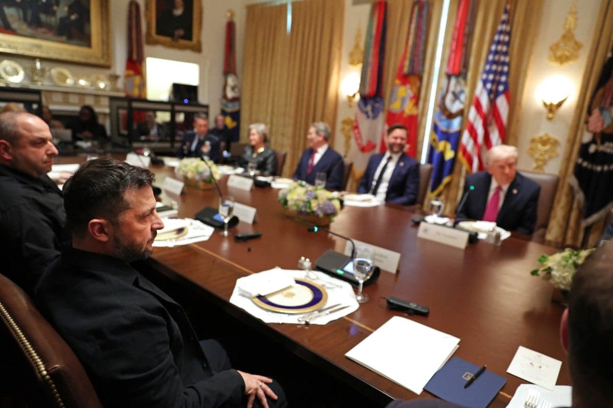 Zelenski has flown to the US. He will sit down with Trump again for talks