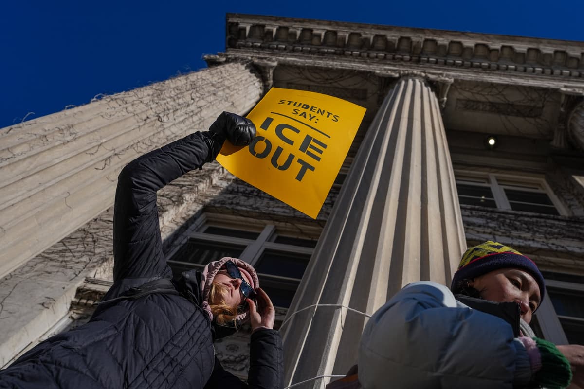 Negatywne wpisy o ICE na celowniku administracji Trumpa