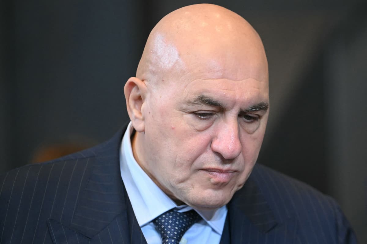 Włochy zakazały USA korzystania z bazy na Sycylii do celów wojennych