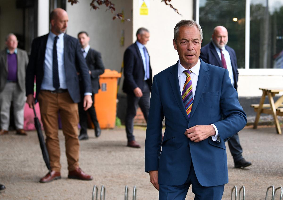 Jaka przewidywalna katastrofa. Wybory lokalne w Wielkiej Brytanii wygrywa antyimigrancka partia Farage’a
