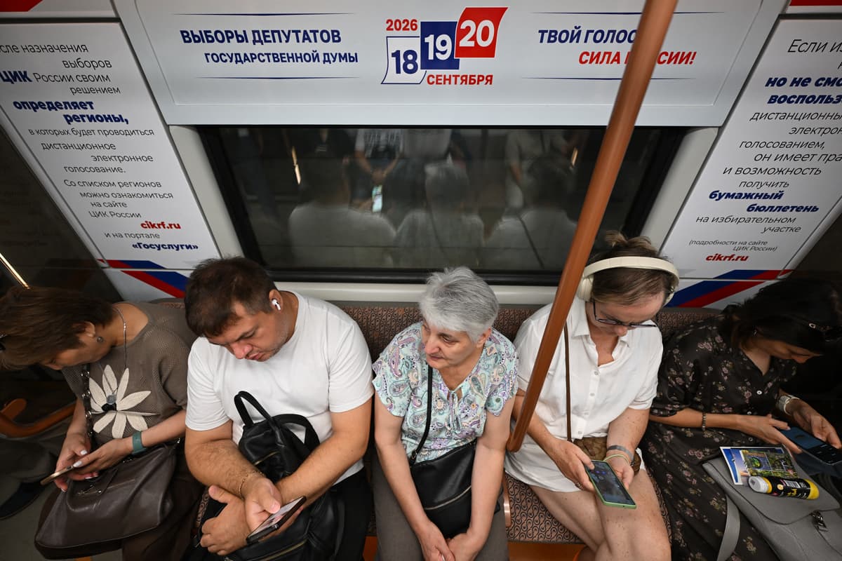 Jabłoko skreślone. Putin dyskwalifikuje jedyną opozycję z wyborów do Dumy