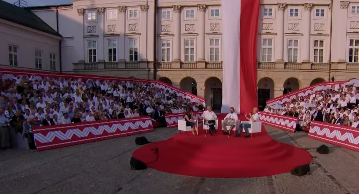 „Byłem i będę tylko waszym głosem”. Nawrocki na rocznicę inauguracji mówi wyłącznie do swoich wyborców