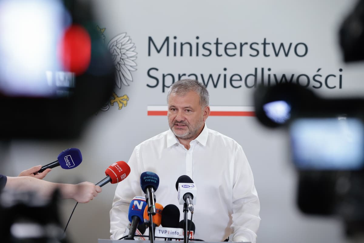 Prezes PKOl zatrzymany. Nie stawiał oporu. To początek zatrzymań ws. Zondacrypto