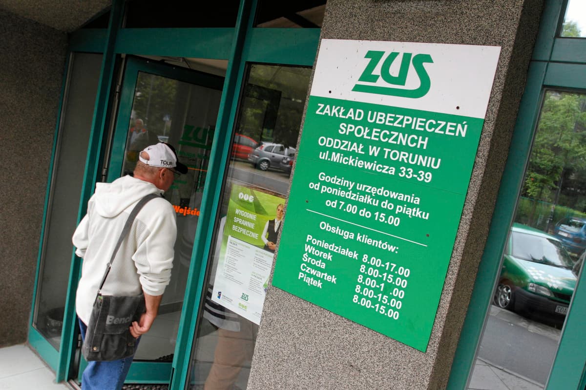 ZUS zbankrutuje? Bzdura. Obalamy jedno z największych kłamstw o emeryturach w Polsce