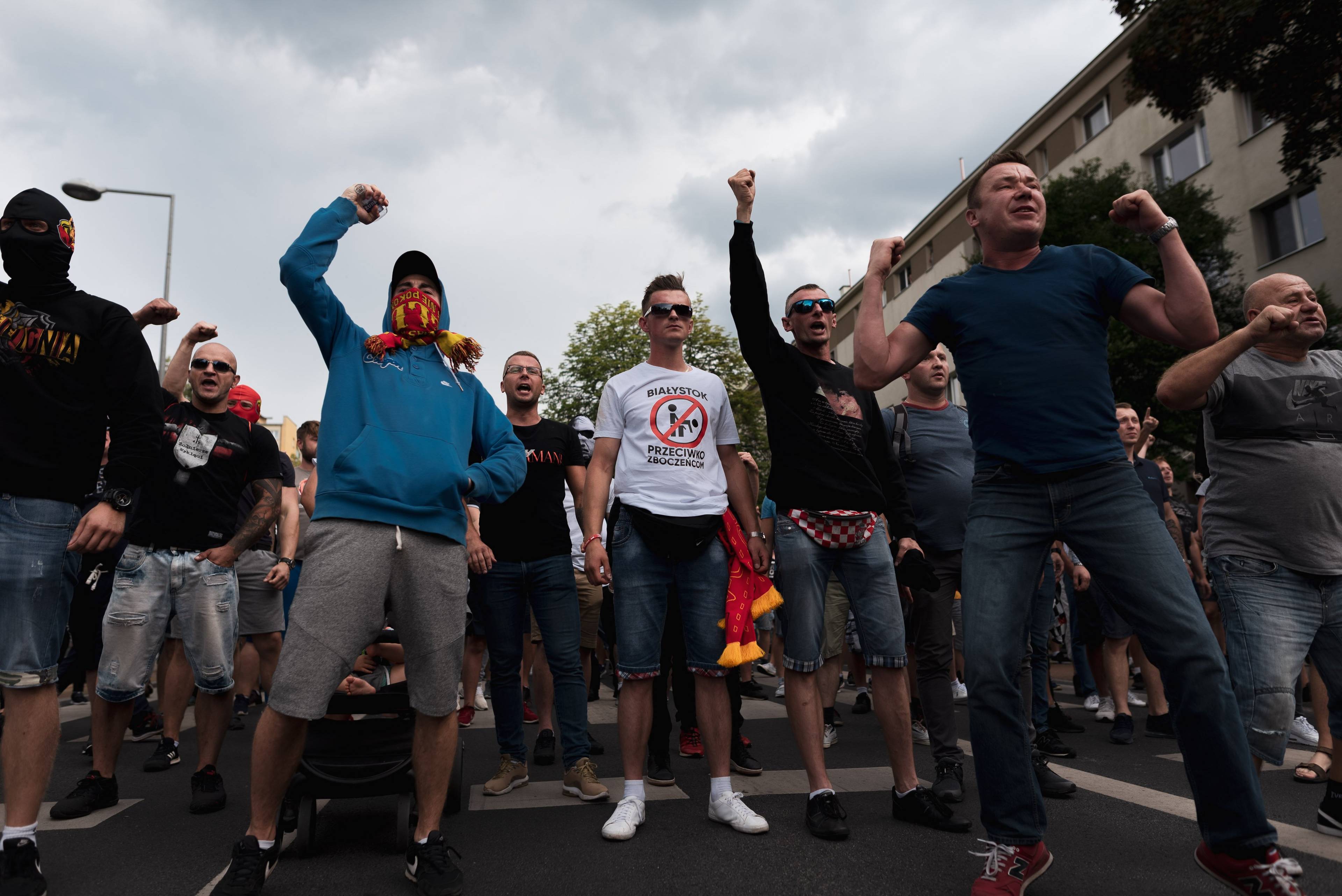 Agreska kiboli wobec uczestników I Marszu Równości w Białymstoku, 20.07.2019 .