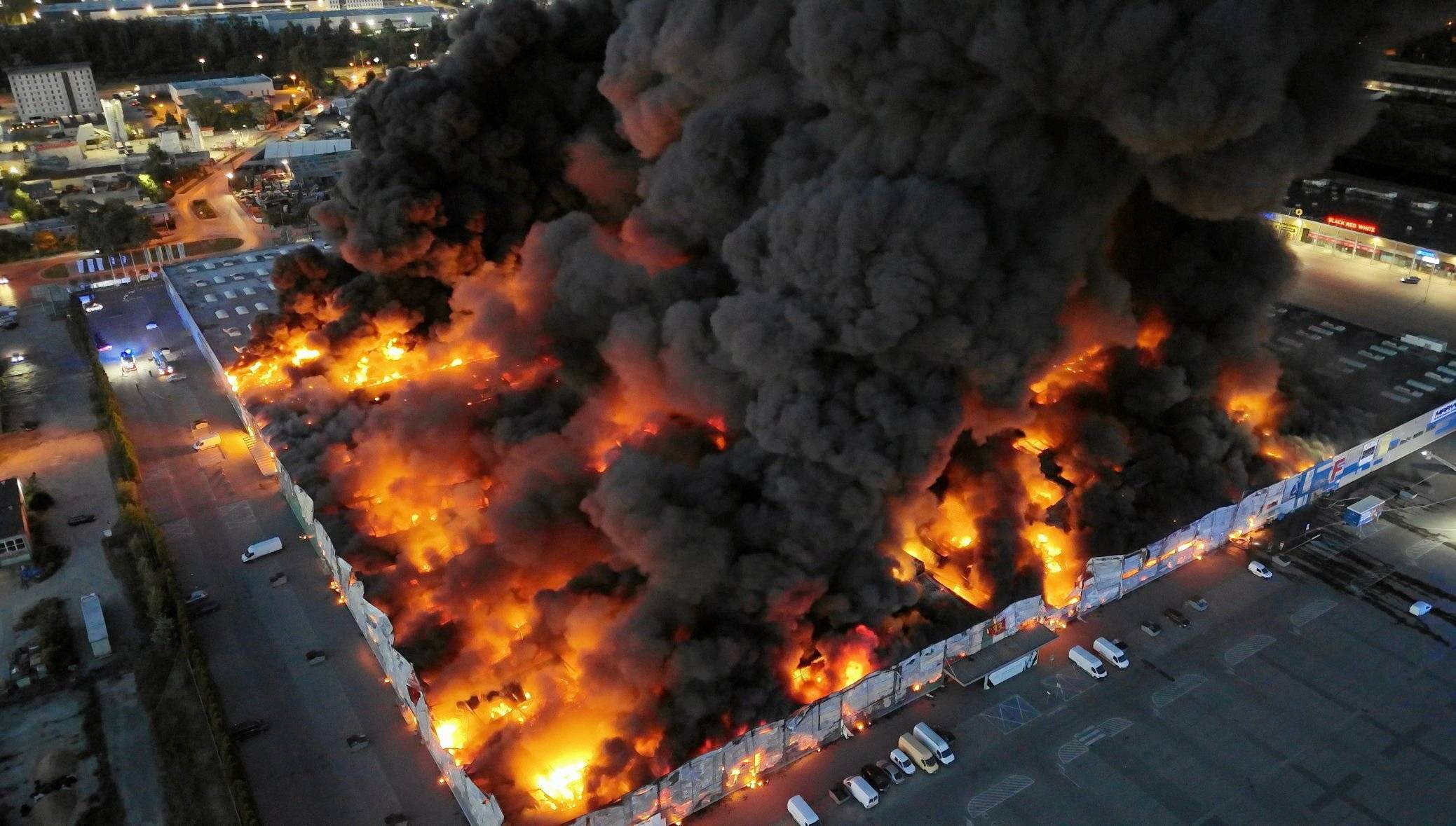 Pożar centrum handlowego Marywilska