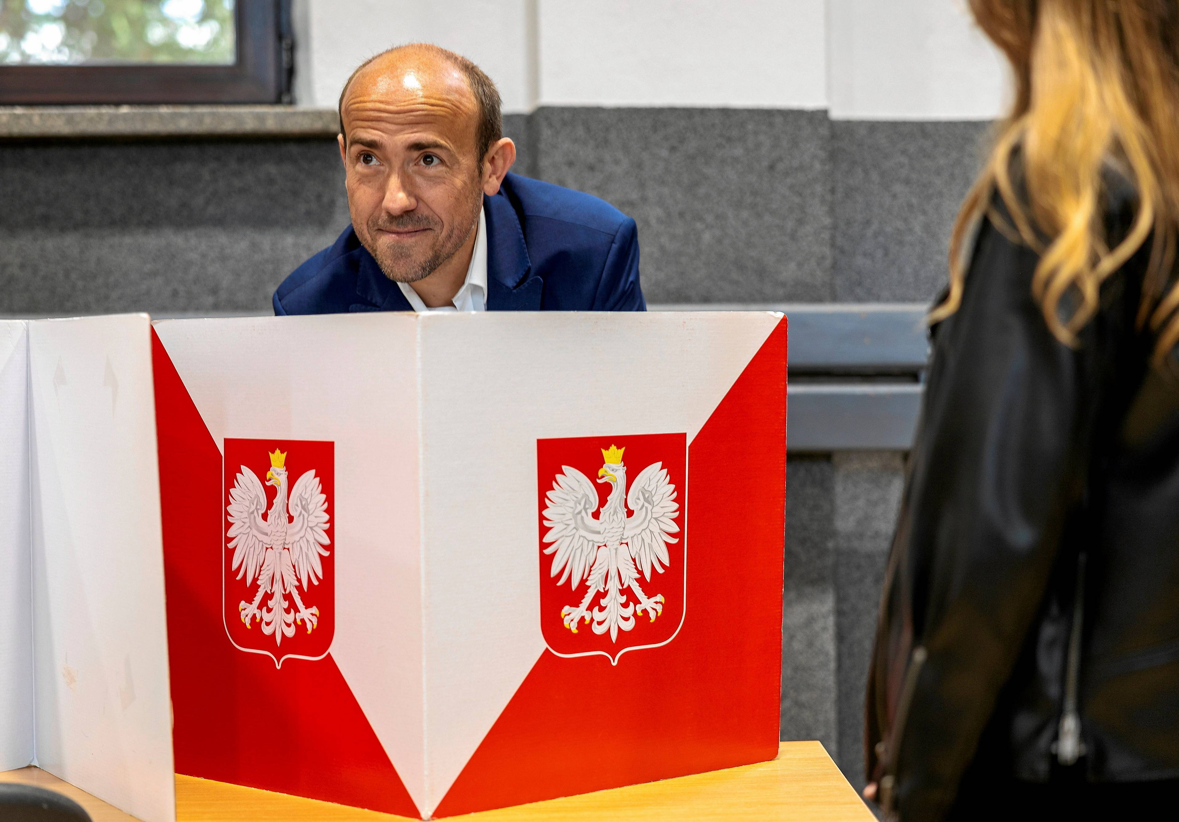Borys Budka głosuje w wyborach europejskich