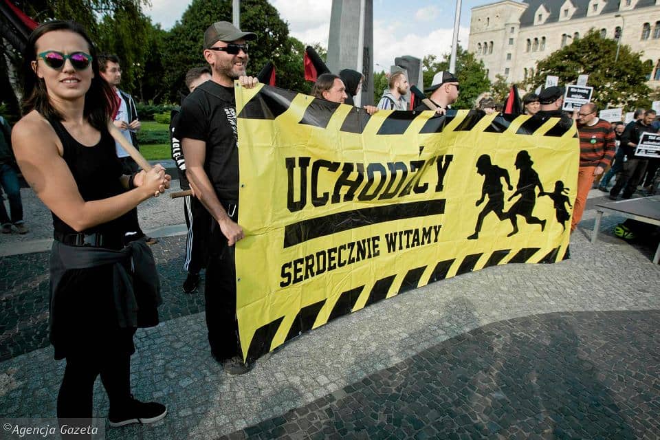 Grafika do artykułu Kaczyński ma rację, migracje zmniejszają bezpieczeństwo. Więc Niemcy i Brytyjczycy powinni wyrzucić Polaków
