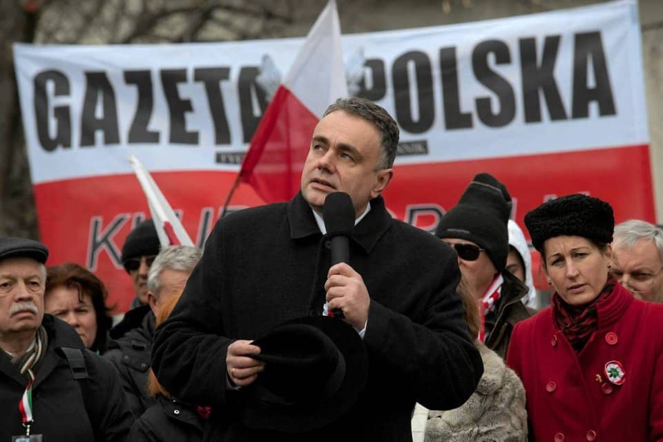 Grafika do artykułu Towarzystwo Dziennikarskie wystawia "wazelinę od patriotów z Gazety Polskiej” na aukcję