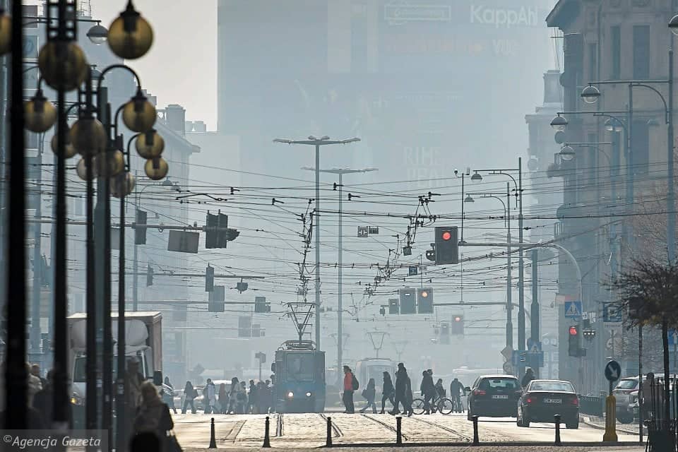 Grafika do artykułu Za smog grozi Polsce 4 mld zł kary, jeśli nie będzie radykalnej poprawy. Wyrok Trybunału Sprawiedliwości