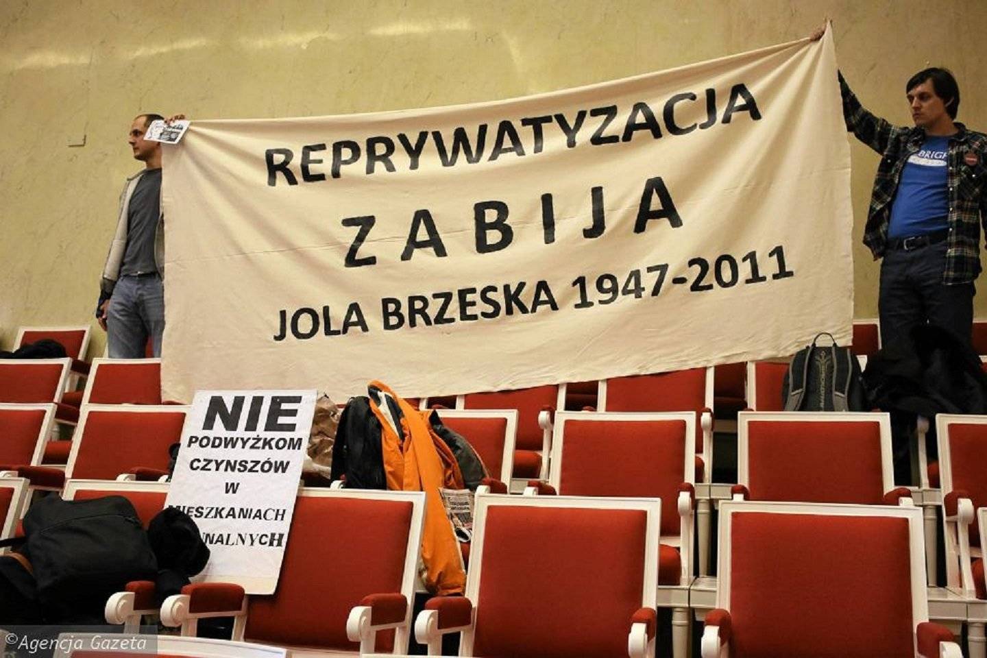 Grafika do artykułu Kaczyński i Gronkiewicz-Waltz kłócą się o Jolantę Brzeską. Oboje powinni milczeć w tej sprawie