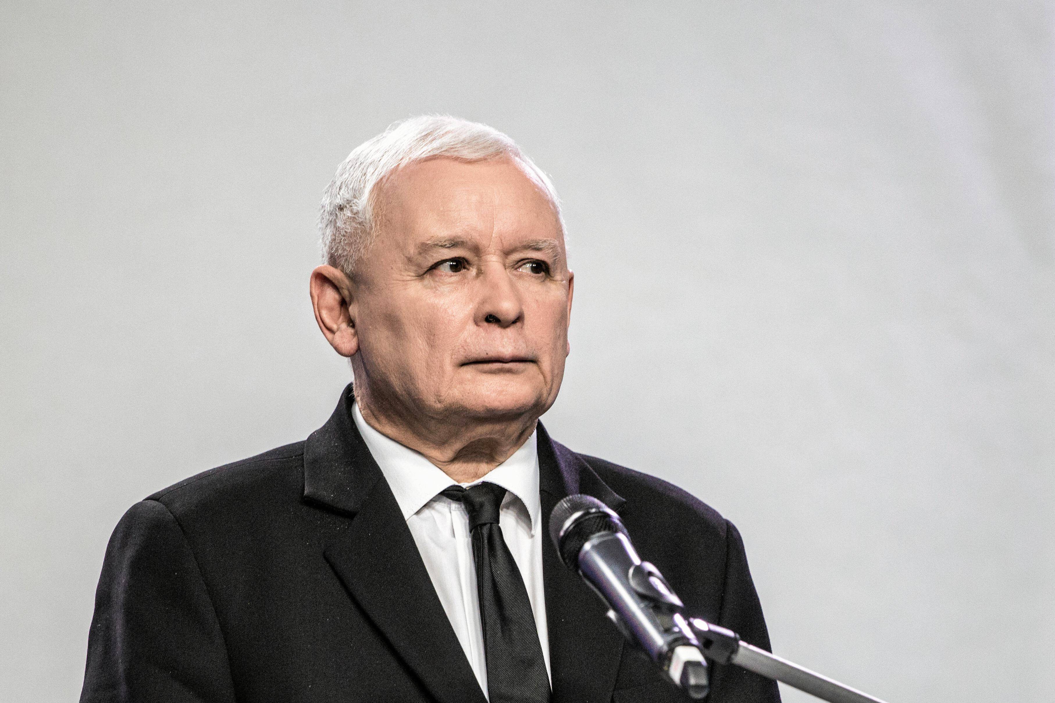 Sondaż Ipsos: Kaczyński powinien iść na emeryturę