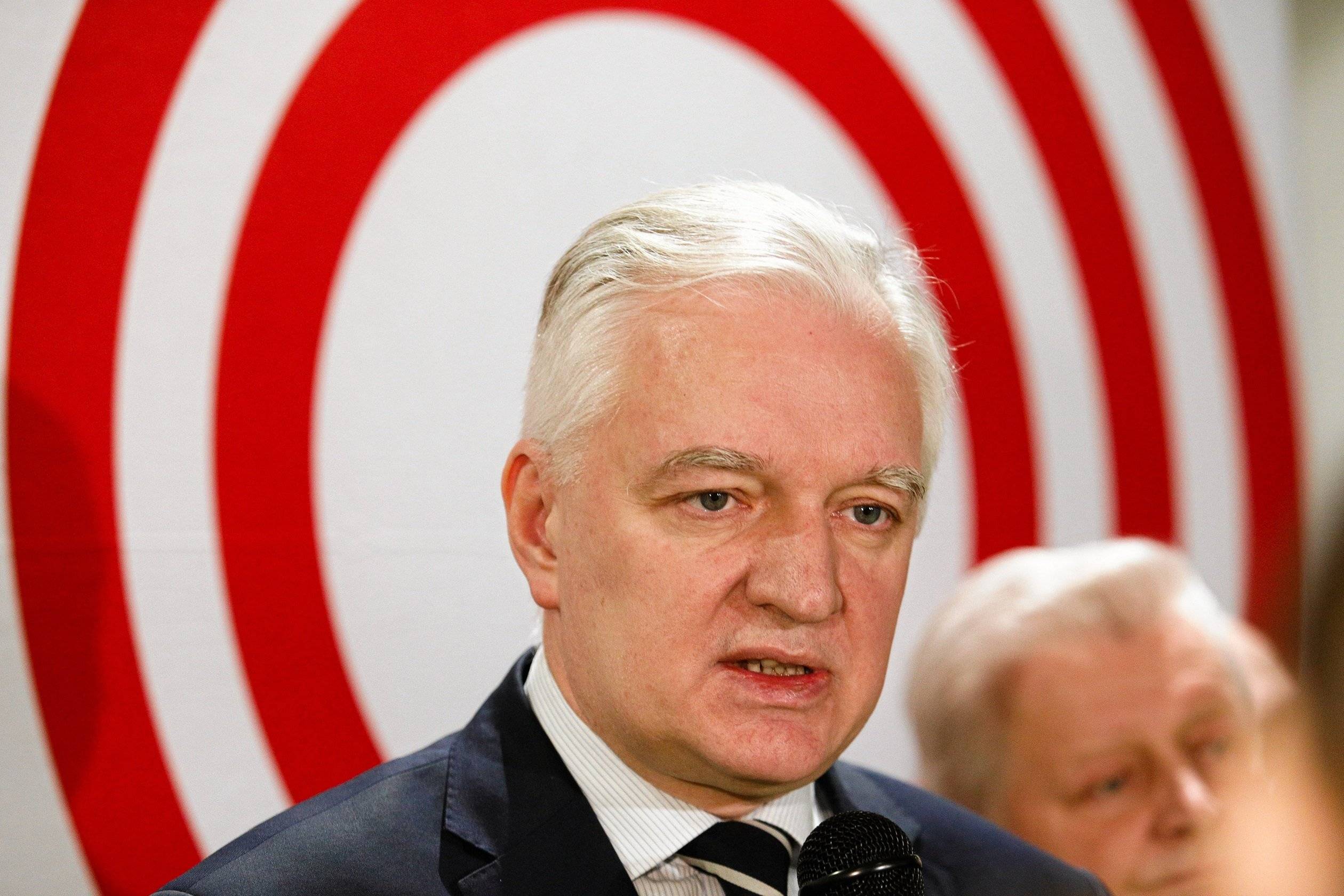 Jarosław Gowin chce przesunąć wybory