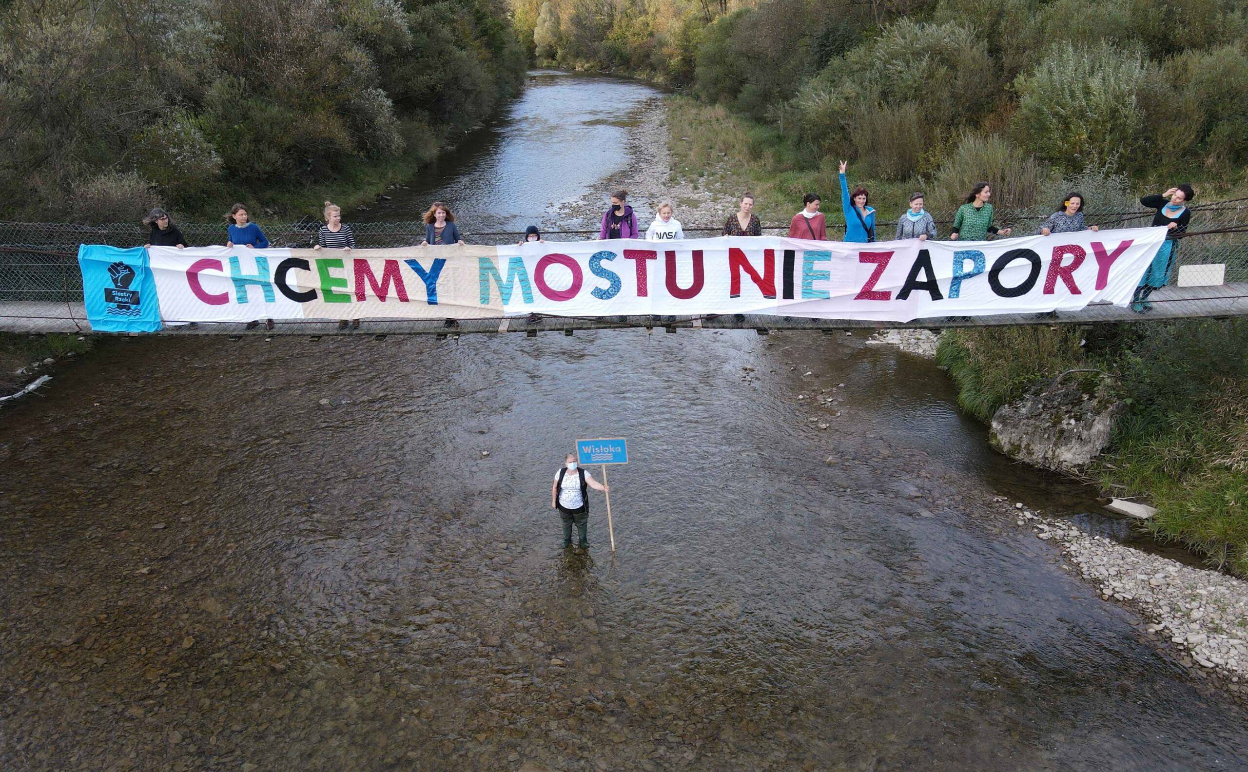 Protest przeciw zbiornikowi Kąty-Myscowa
