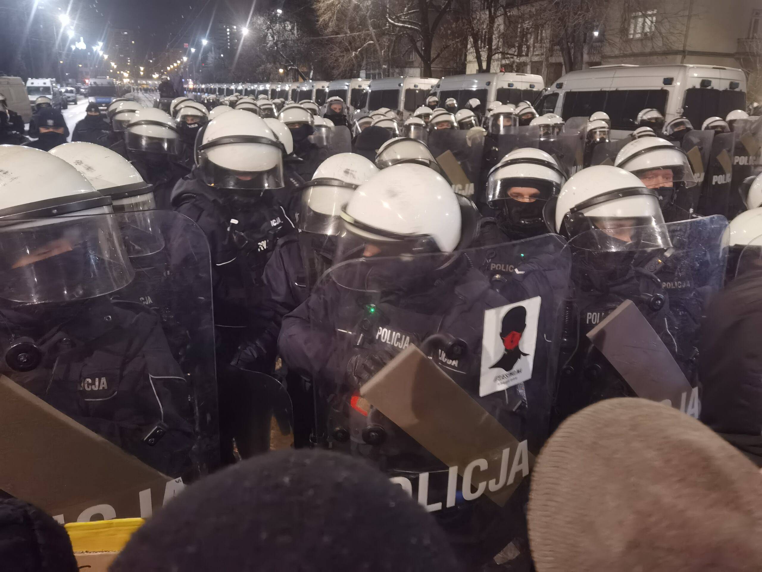 Policja w okolicy domu Jaroslawa Kaczynskiego, 29 stycznia 2021. Fot. Robert Jurszo