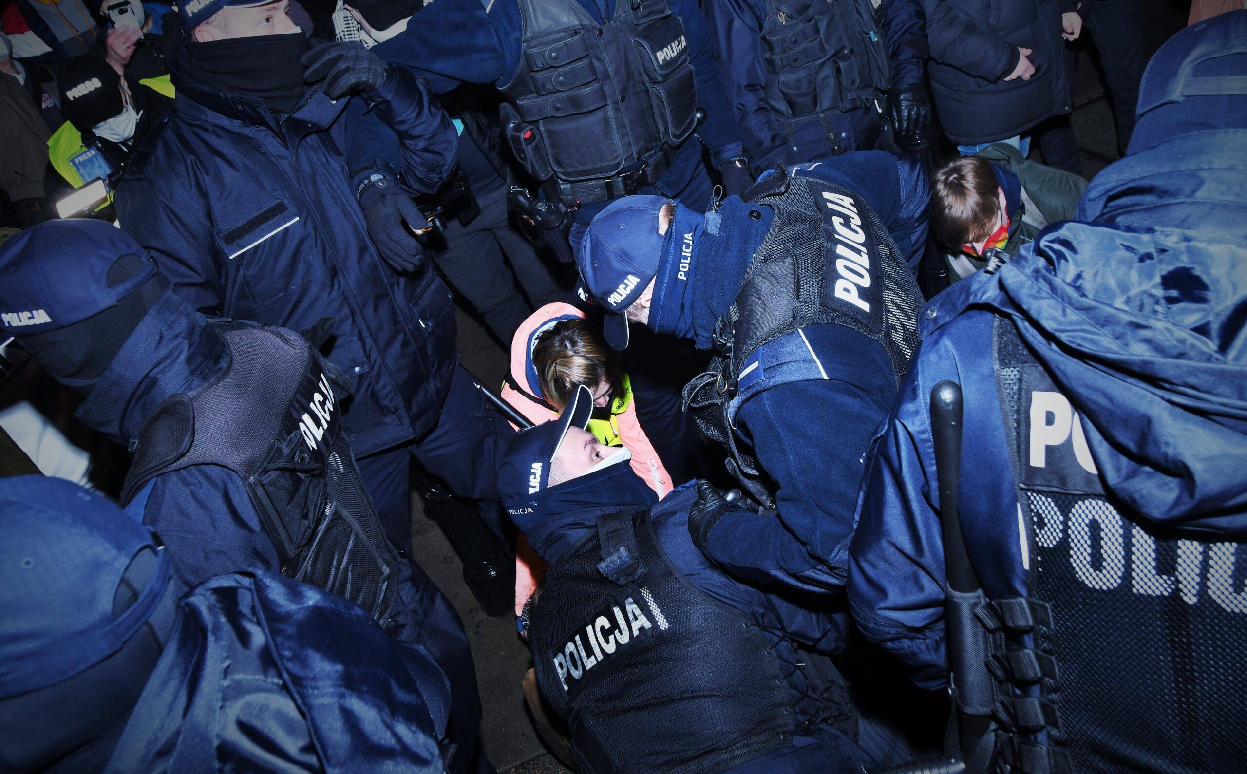 Warszawa, protest 15.04.2021, po decyzji w spr RPO