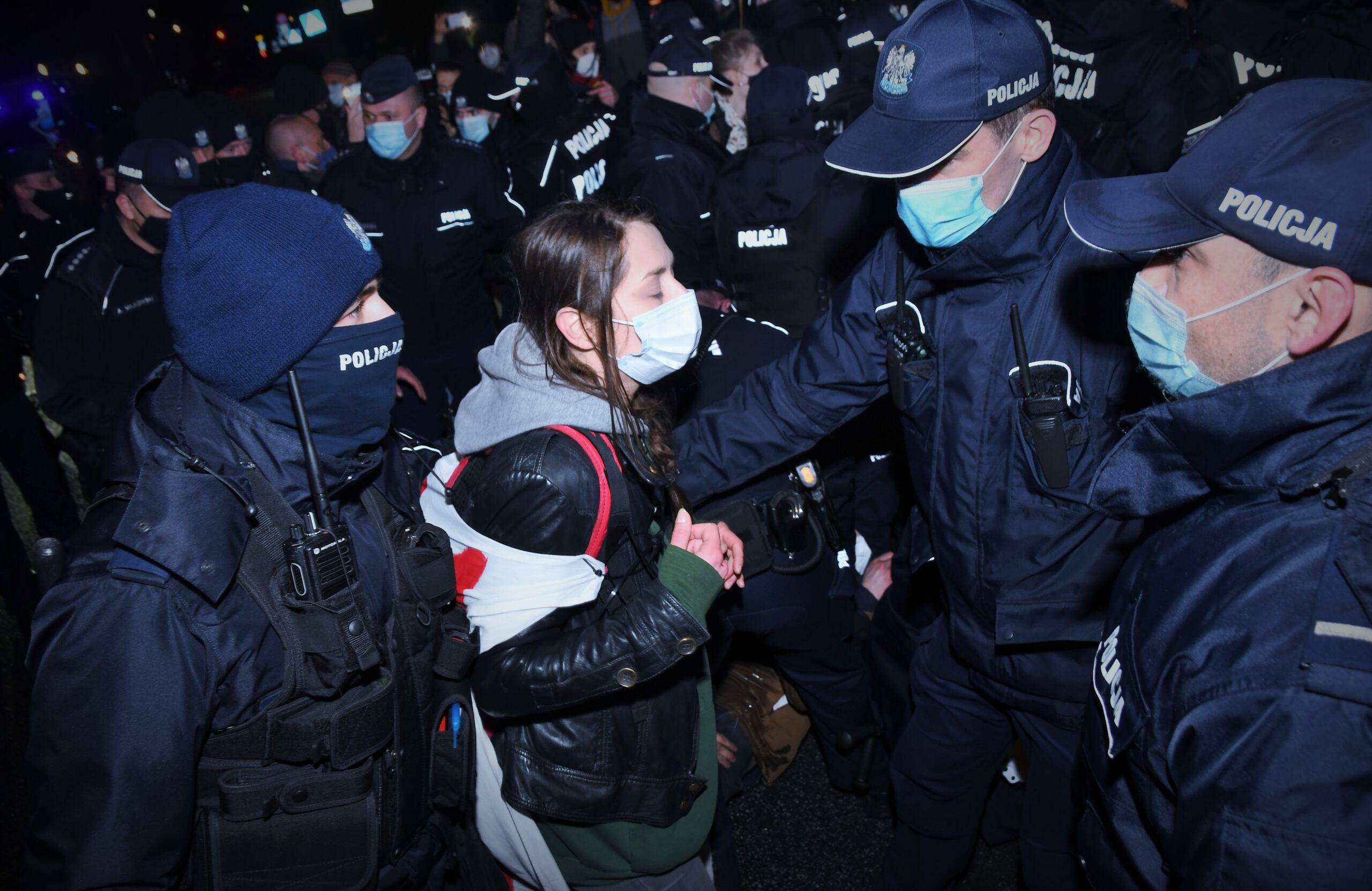 Warszawa, protest 15.04.2021, po decyzji w spr RPO