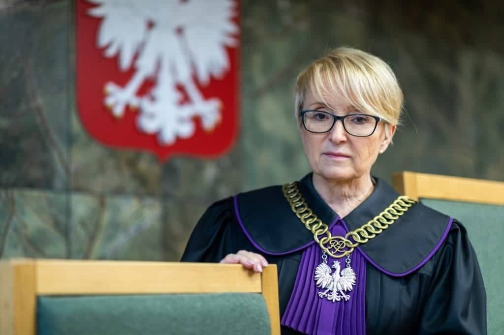Beata Morawiec w sędziowskiej todze