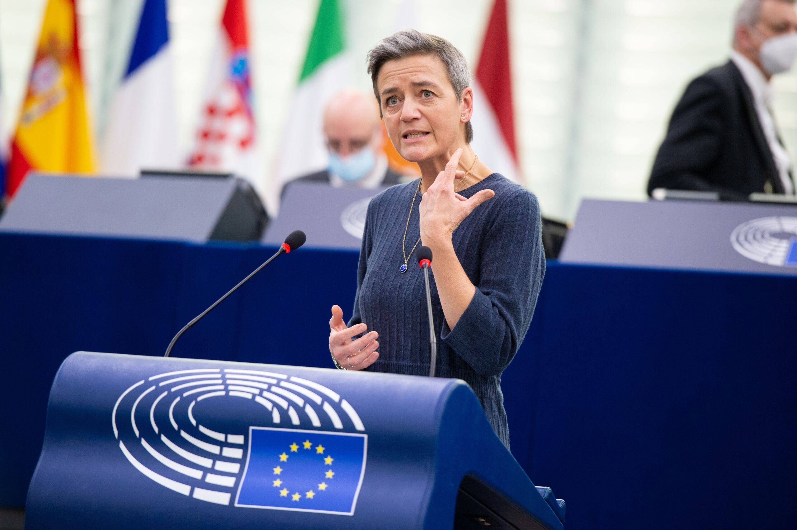 posłanka europarlamentu podczas sesji plenarnej