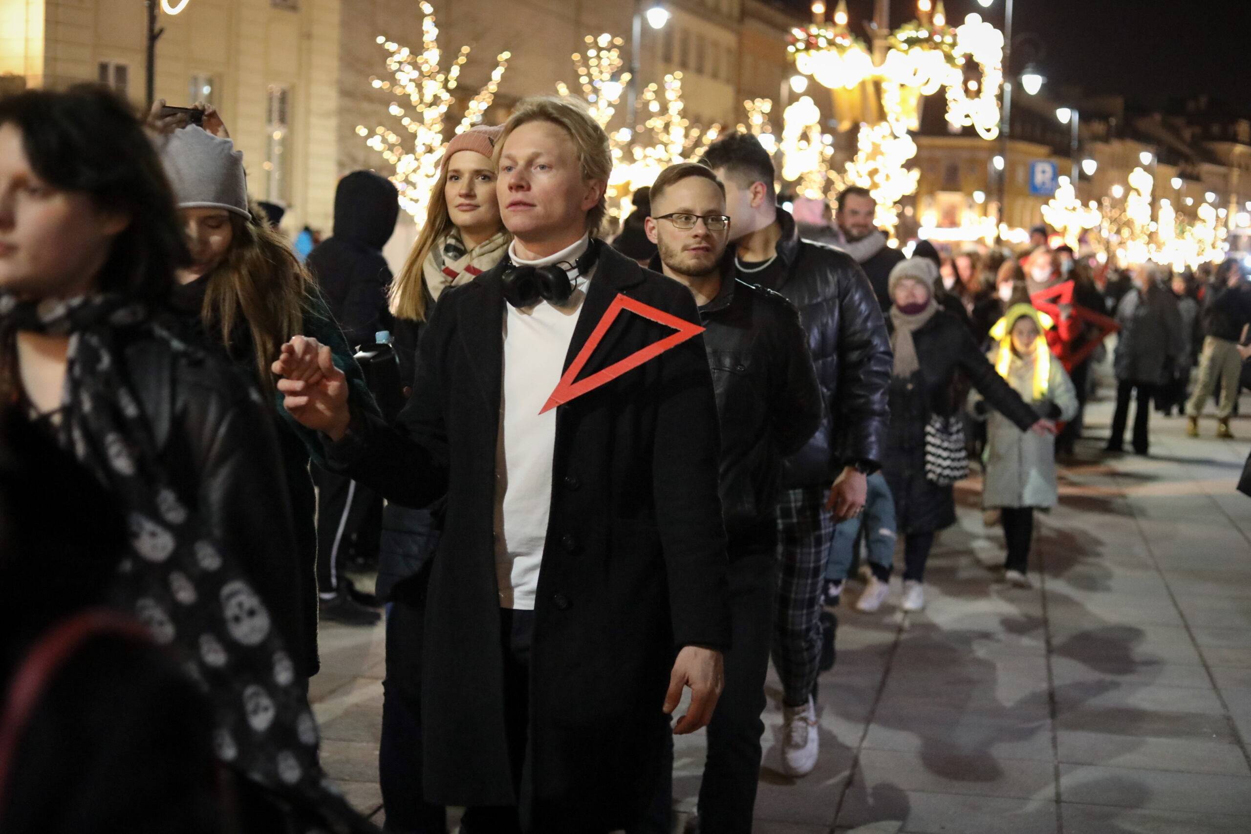 13.02.2022 Warszawa , Krakowskie Przedmiescie . Polonez przed Palacem Prezydenckim - protest przeciwko ustawie "Lex Czarnek" .
Fot. Maciek Jazwiecki / Agencja Wyborcza.pl