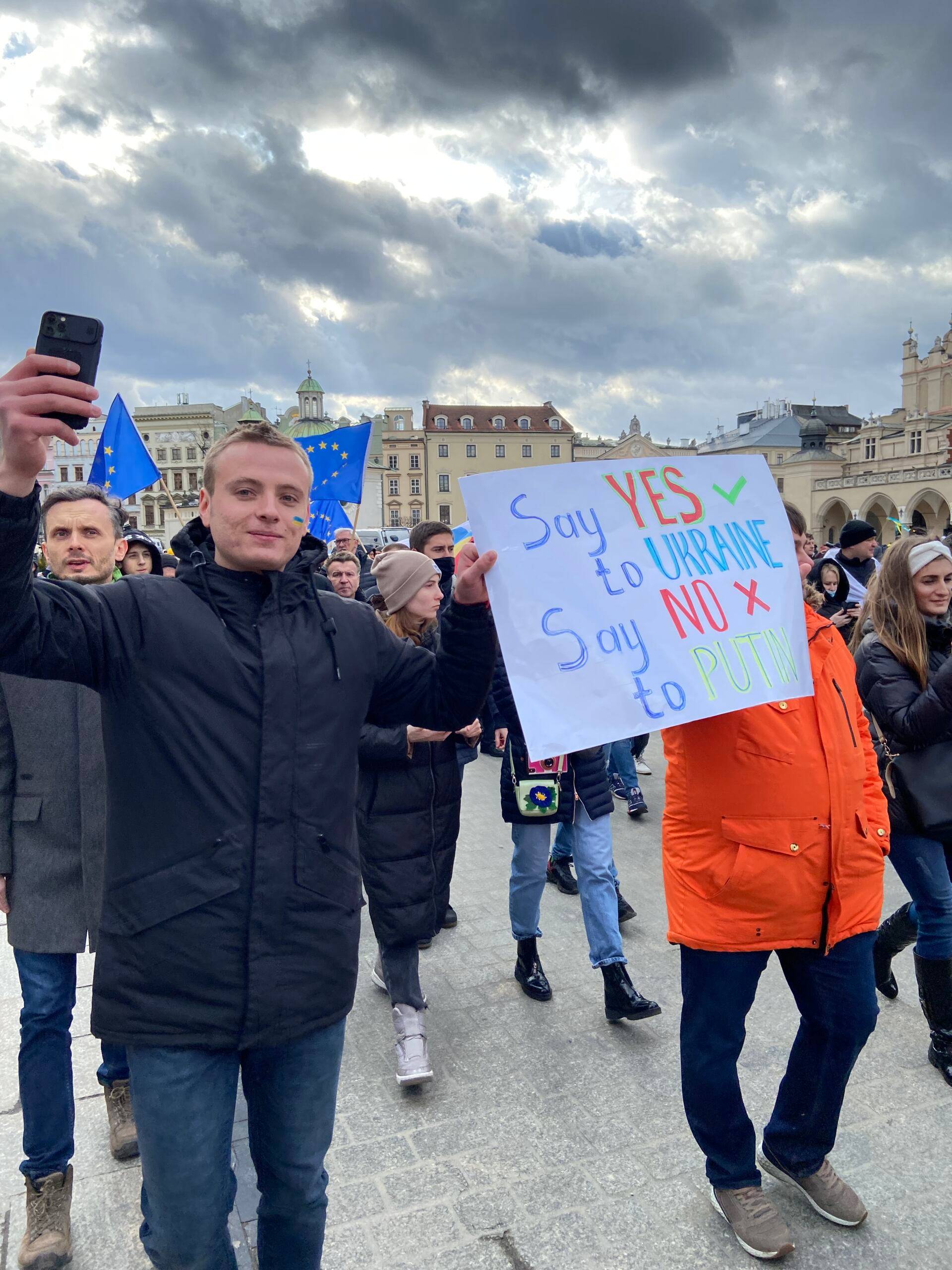 Ukraińcy upoinają się o wolność swego kraju w Krakowie