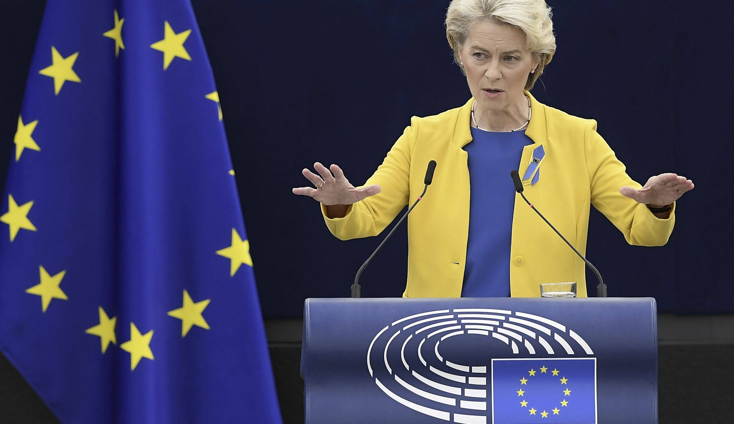 European Commission President Ursula von der Leyen delivers a speech during a debate on "The State of the European Union" as part of a plenary session in Strasbourg, eastern France, on September 14, 2022. (Photo by Frederick FLORIN / AFP)