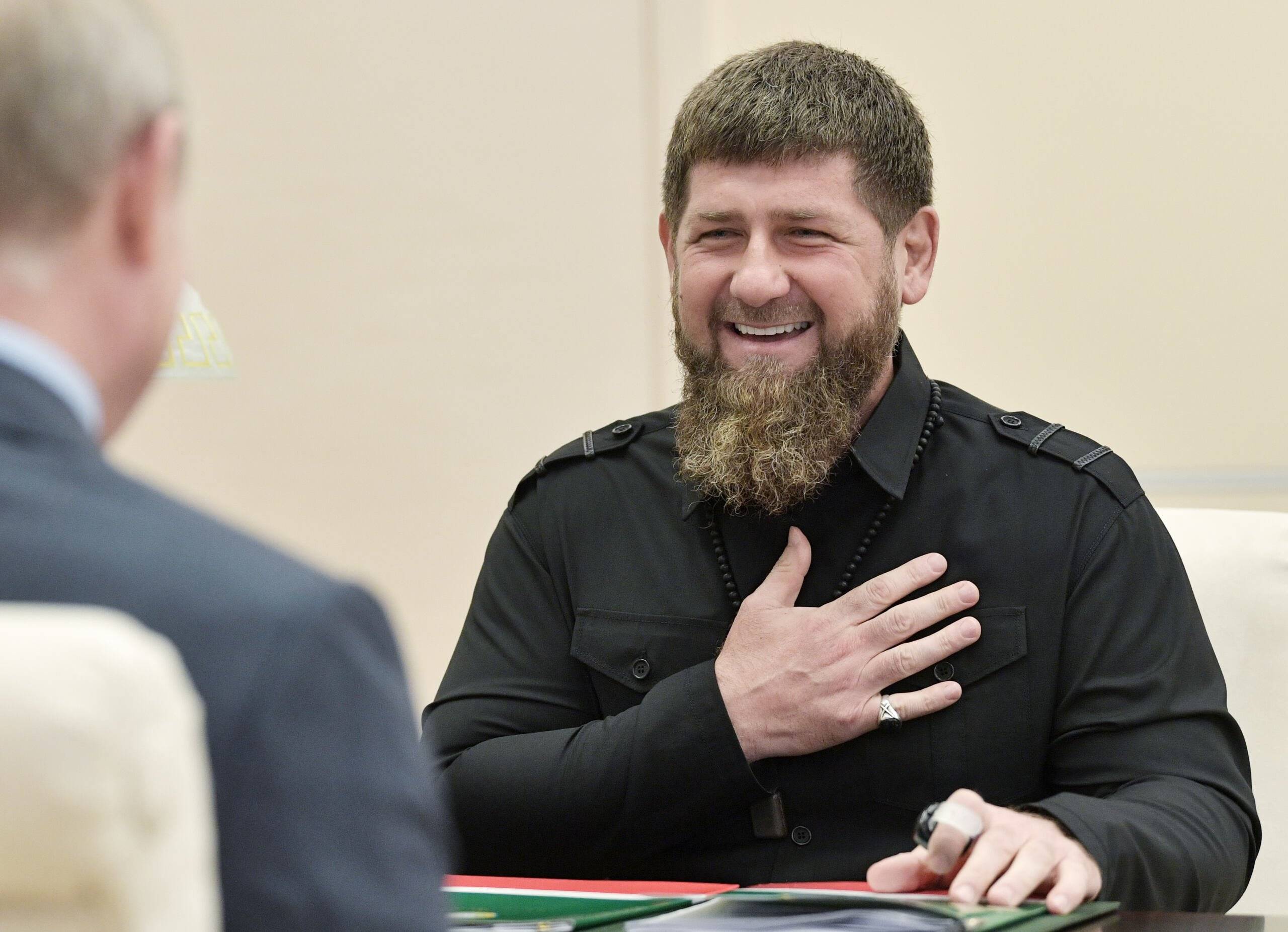 Head of the Chechen Republic Ramzan Kadyrov (R) speaks with Russian President Vladimir Putin at the Novo-Ogaryovo state residence outside Moscow, on August 31, 2019. (Photo by Alexey NIKOLSKY / Sputnik / AFP)