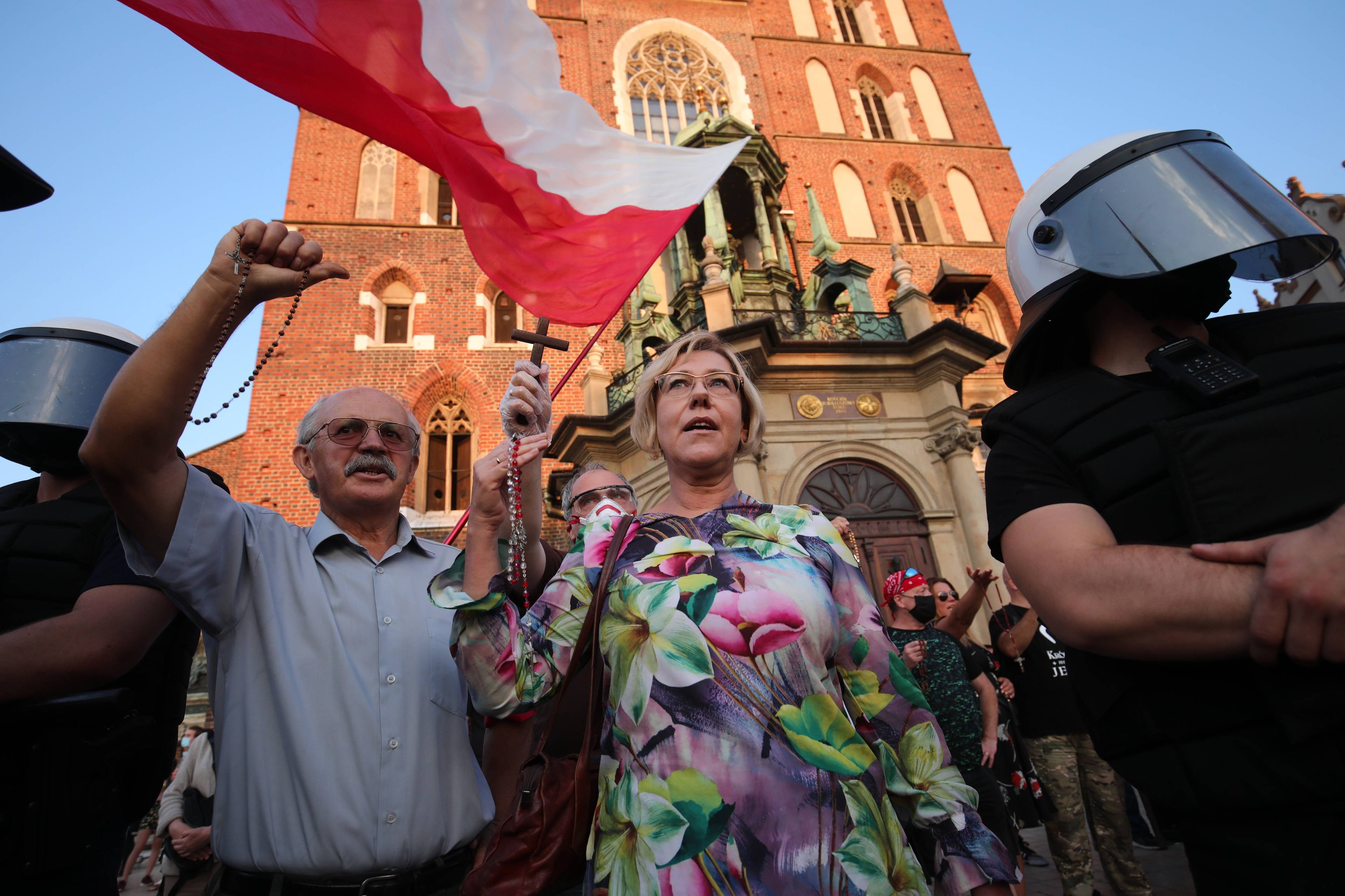 Marsz Równosci i kontrmanifestacja w Krakowie