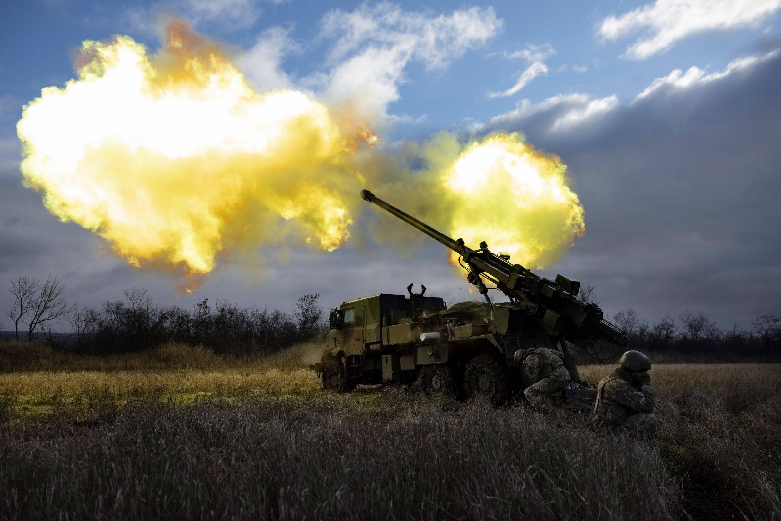 Ukraińskie wojsko w Donbasie, strzał z systemu Caesar, 28 grudnia 2022