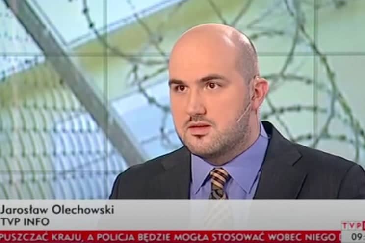 Jarosław Olechowski występuje w TVP Info.
