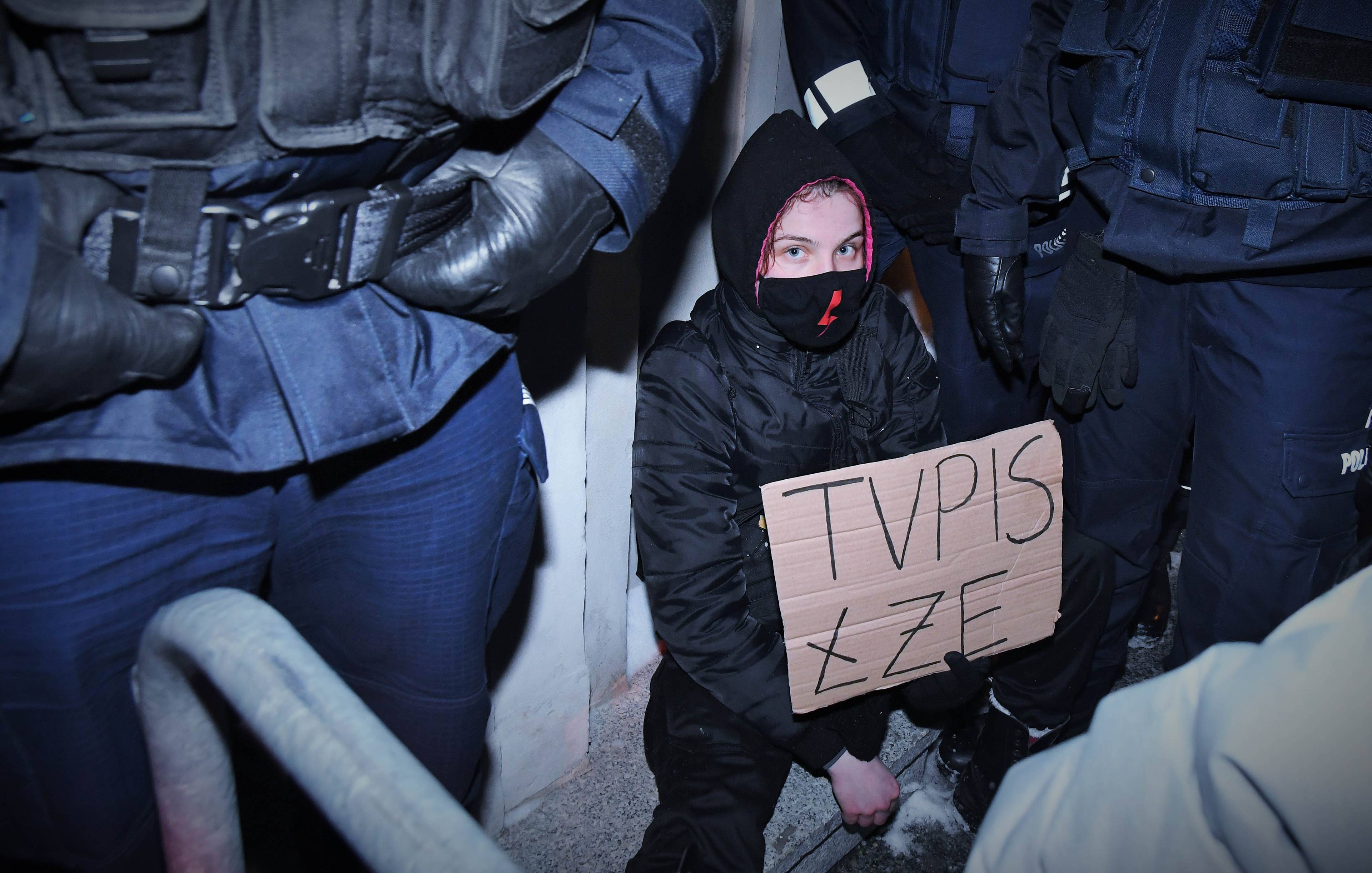 Protest OSK pod siedzibą TVP w Warszawie