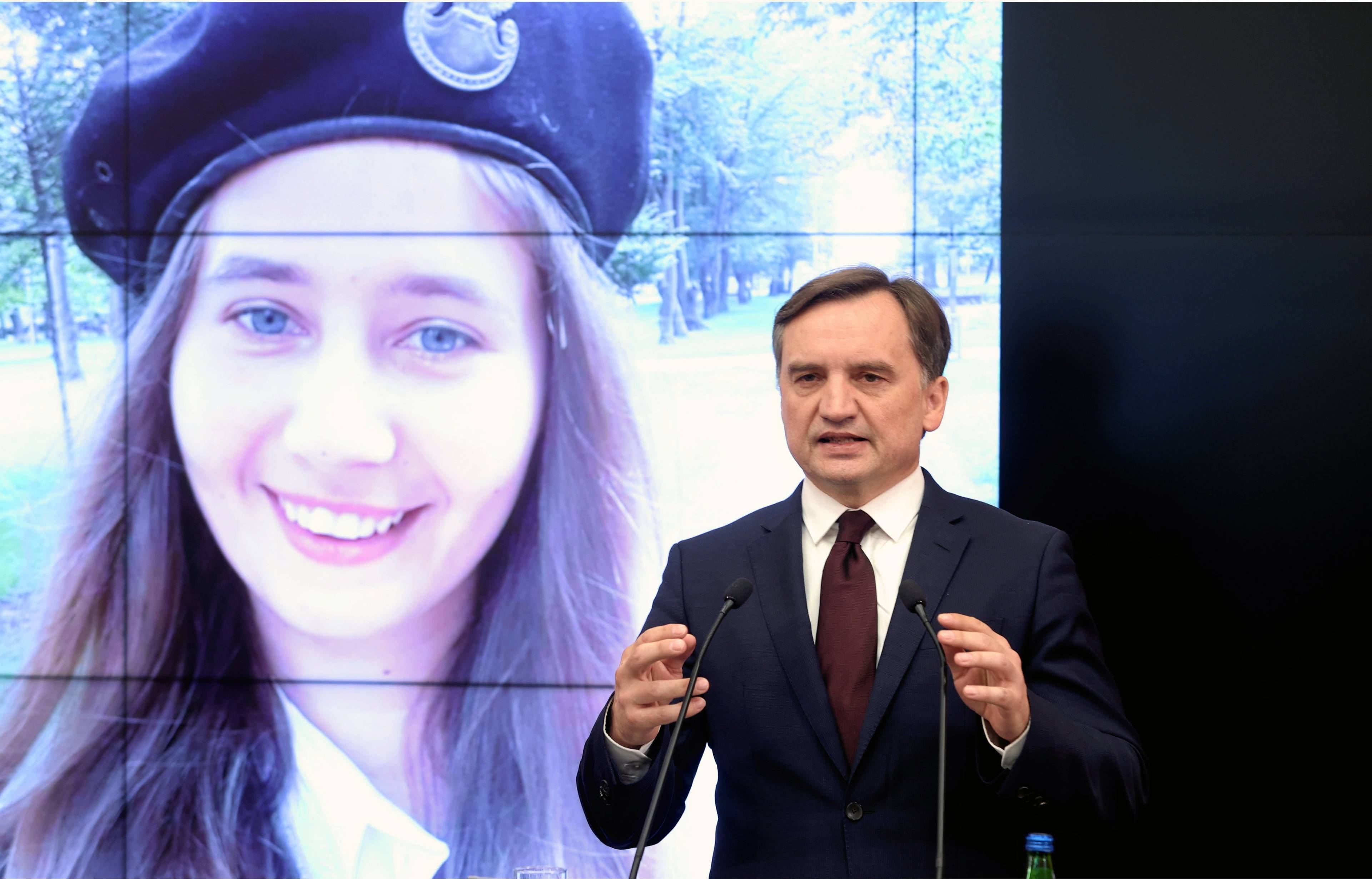 Ziobro staje w obronie Mariki Matuszak, a jego prokurator publicznie podaje nazwisko poszkodowanej