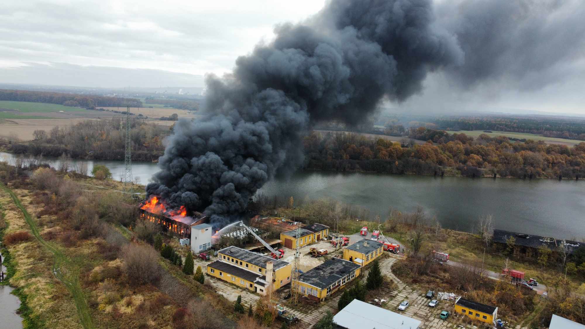 pożar odpadów w Kędzierzynie-Koźlu, widok z góry