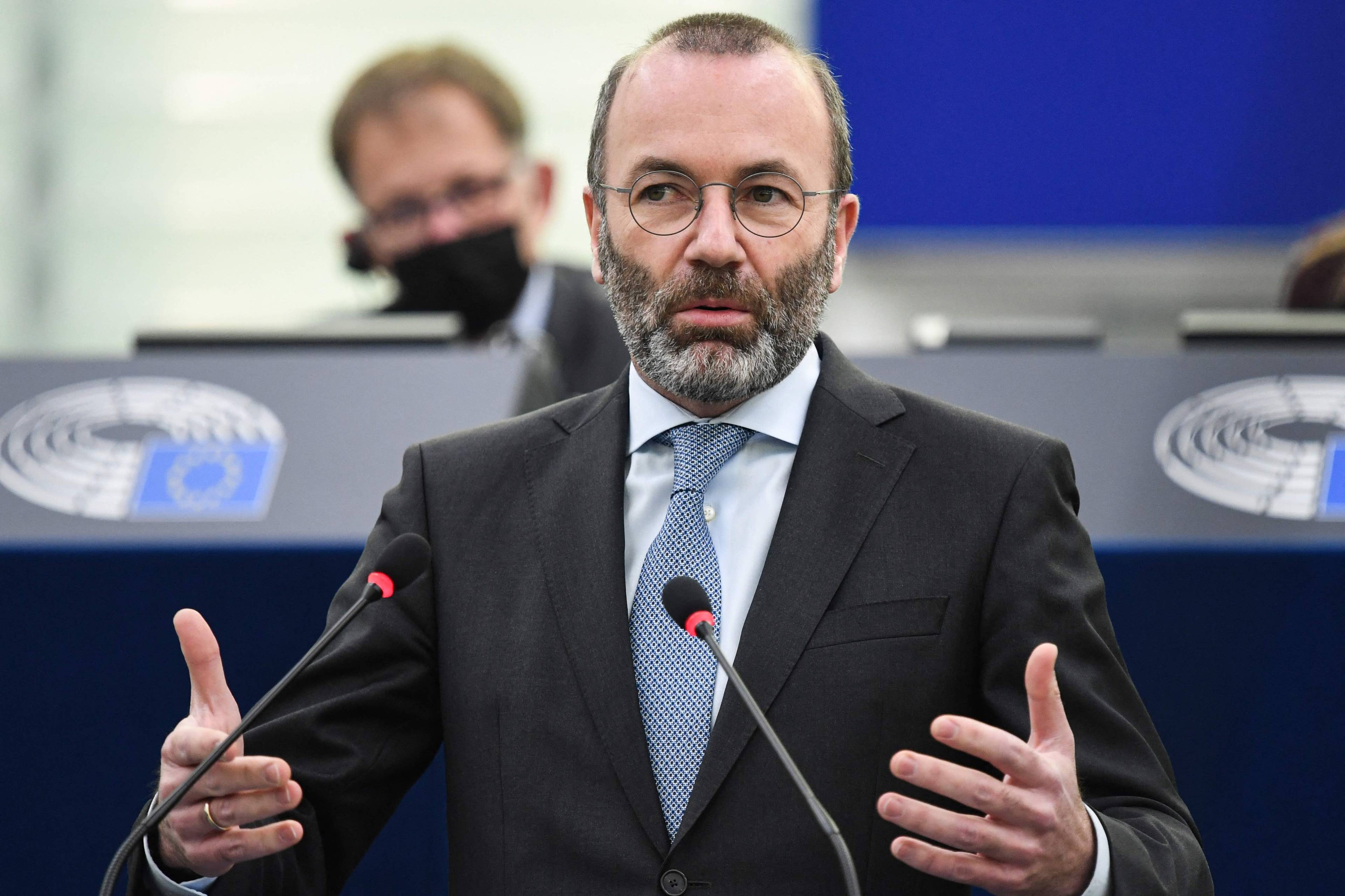 Manfred Weber przemawia na forum Parlamentu Europejskiego