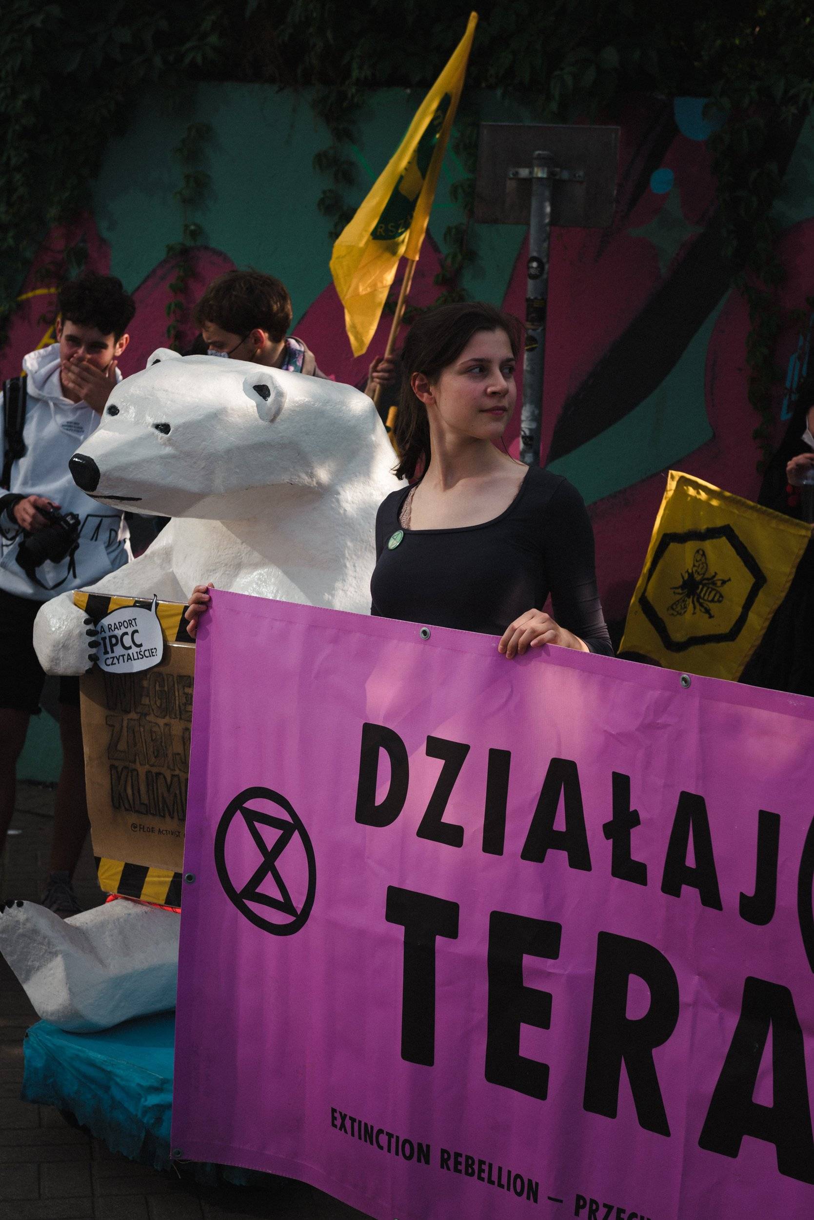 Warszawa, 19.08.2021. „Czerwony Alarm dla Ludzkości” – protest aktywistów klimatycznych