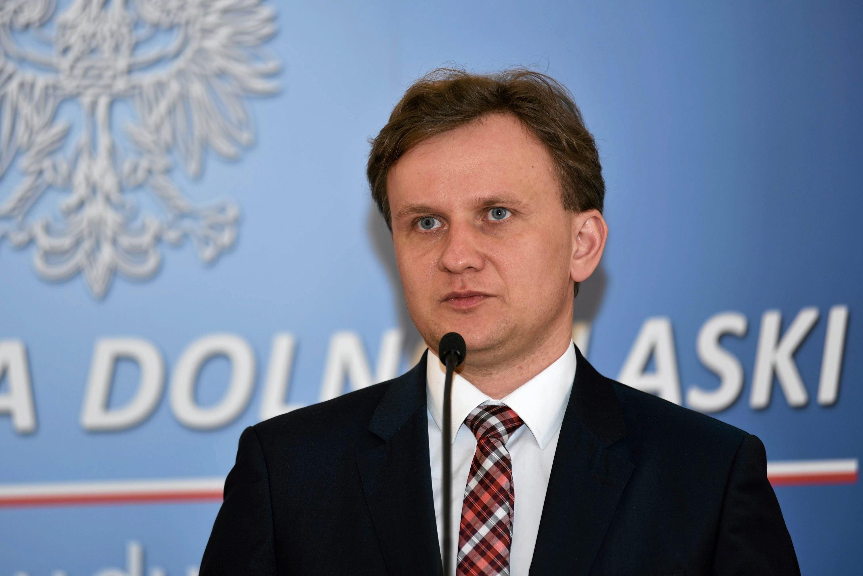 17.03.2016 Wroclaw . Wiceminister rodziny , pracy i polityki spolecznej Bartosz Marczuk podczas briefingu prasowego na temat programu 500 + .
Fot . Kornelia Glowacka-Wolf / Agencja Gazeta