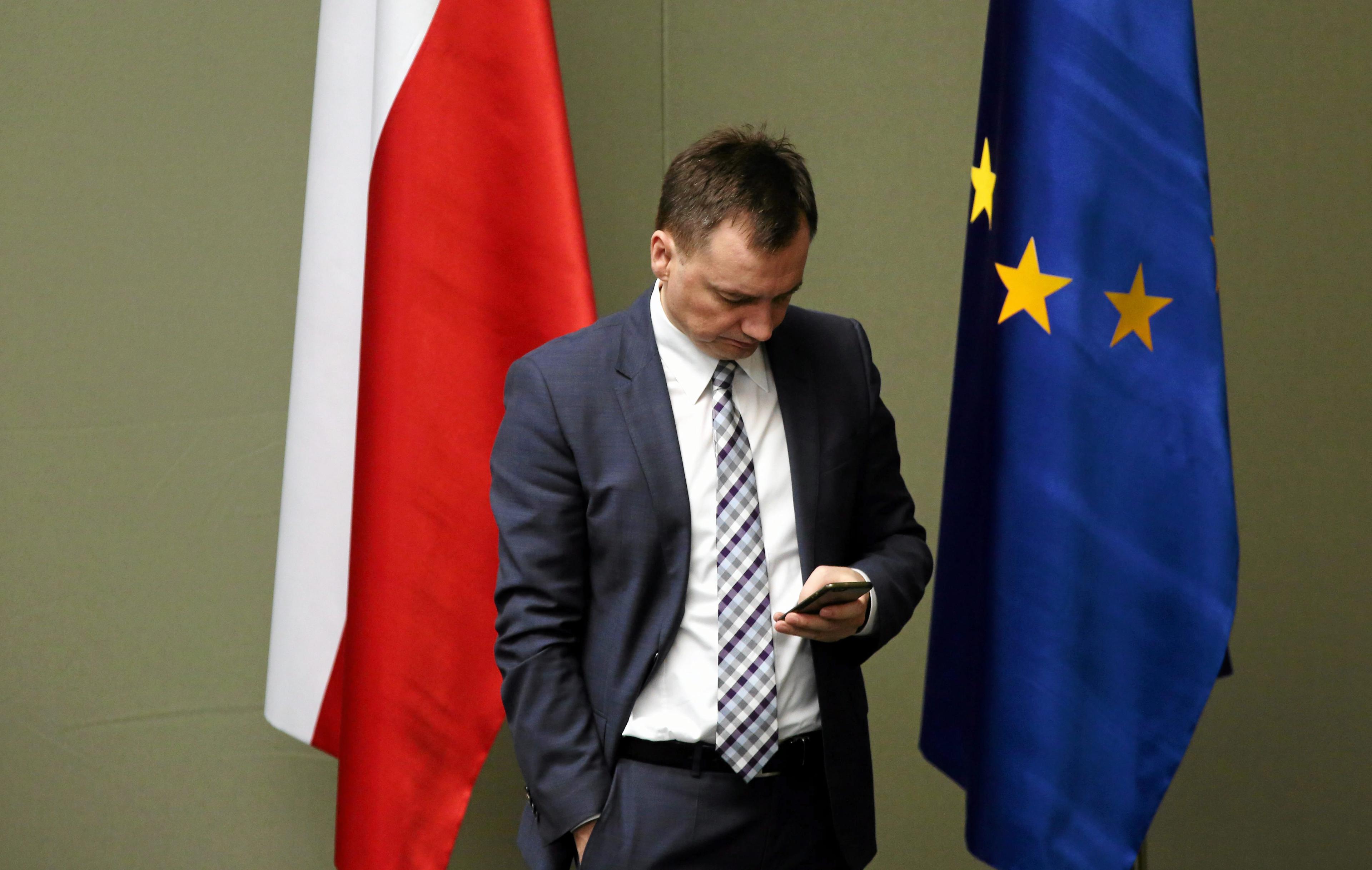 24.02.2017 Warszawa , Sejm . Minister sprawiedliwosci Zbigniew Ziobro podczas porannego bloku glosowan . 
Fot . Slawomir Kaminski / Agencja Gazeta .