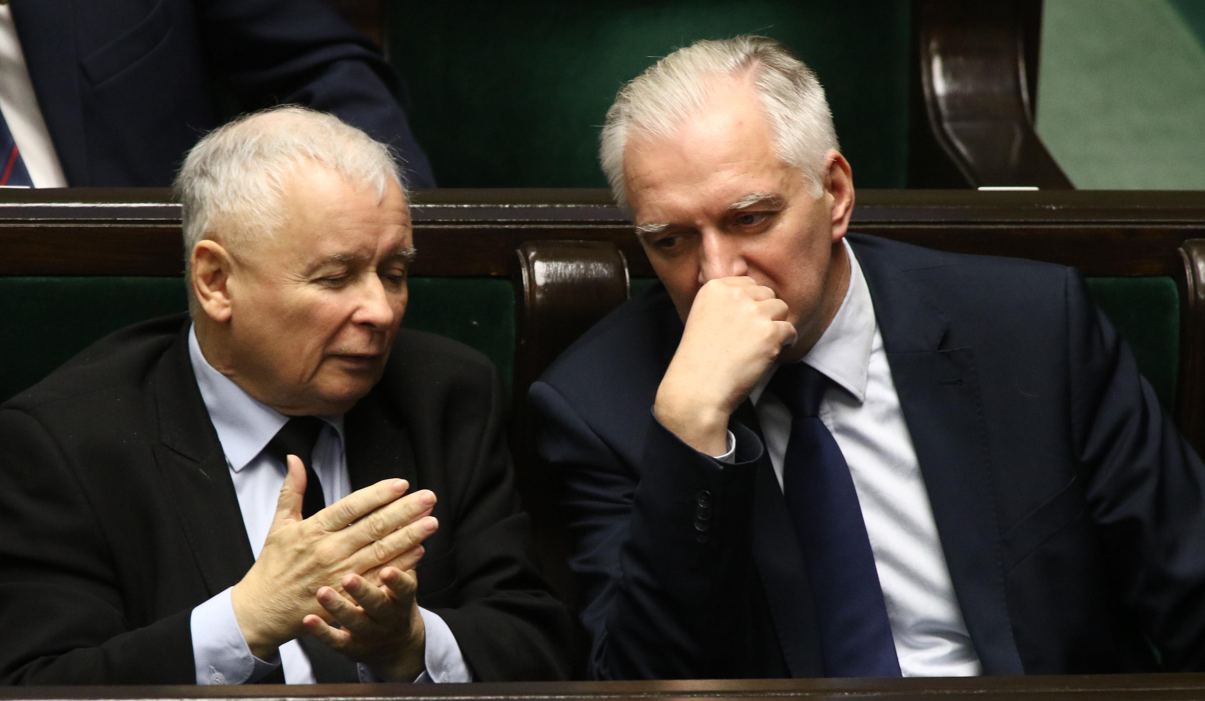 Jarosław Kaczyński i Jarosław Gowin w Sejmie. Wydali wspólne oświadczenie